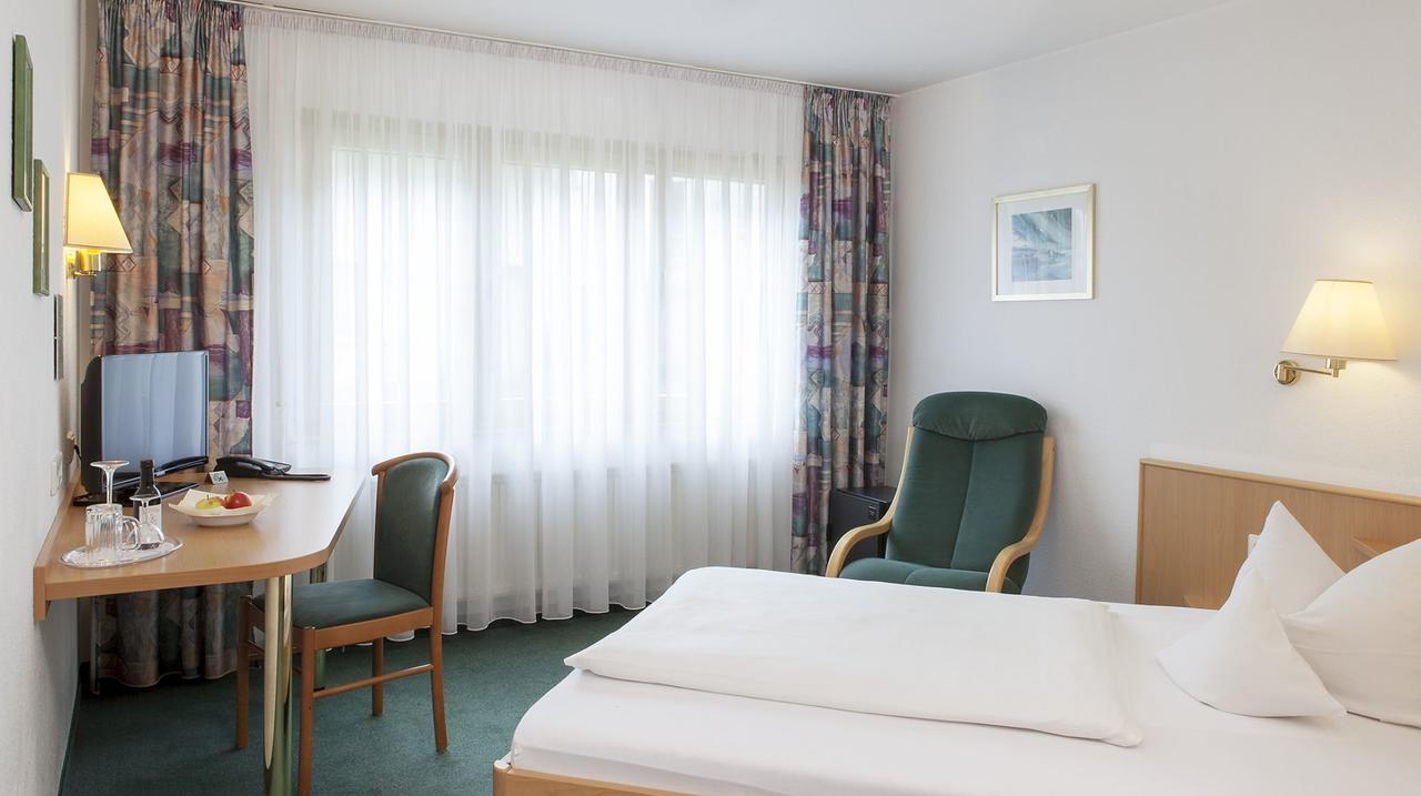 Hotel Lamm Остфільдерн Екстер'єр фото